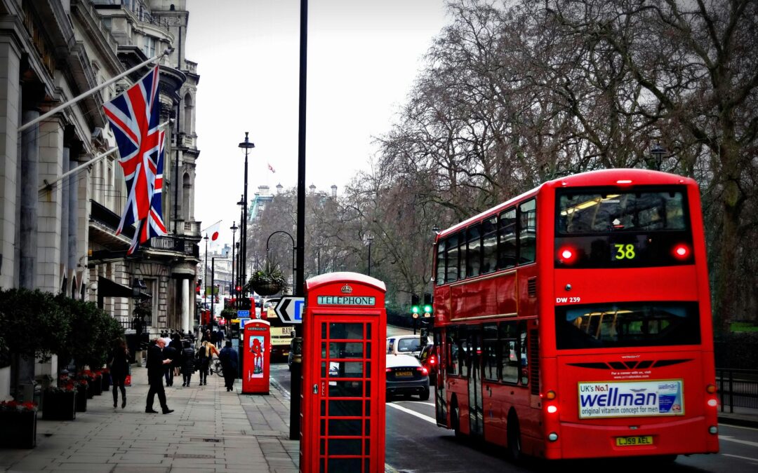 Top 8 Market Research Companies in the UK (2025)
